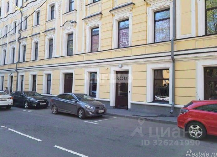 Аренда торгового помещения Хлебный пер,  д. 1