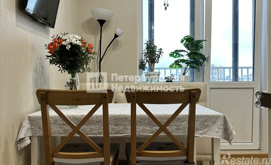 Продажа 2-комн квартиры на вторичном рынке проспект Героев