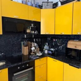 Продажа 3-комн квартиры на вторичном рынке Зенино, улица Камова,  д. 7 к2