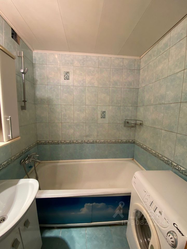 Продажа 1-комн квартиры на вторичном рынке Кронштадт, улица Гидростроителей, 10