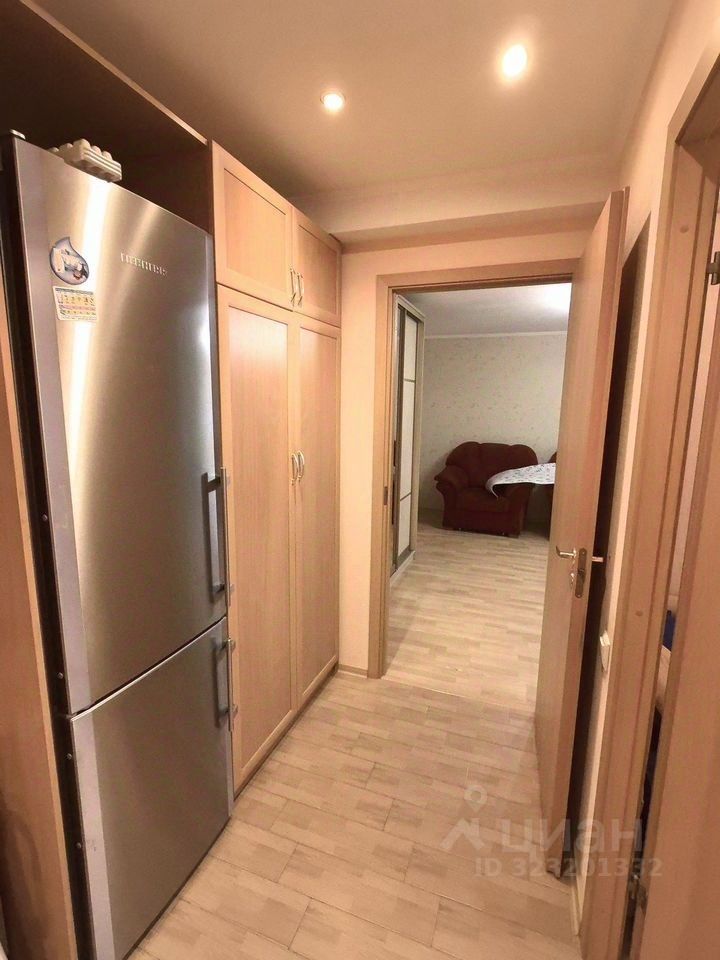 Продажа 3-комн квартиры на вторичном рынке проспект Королева, 42К1