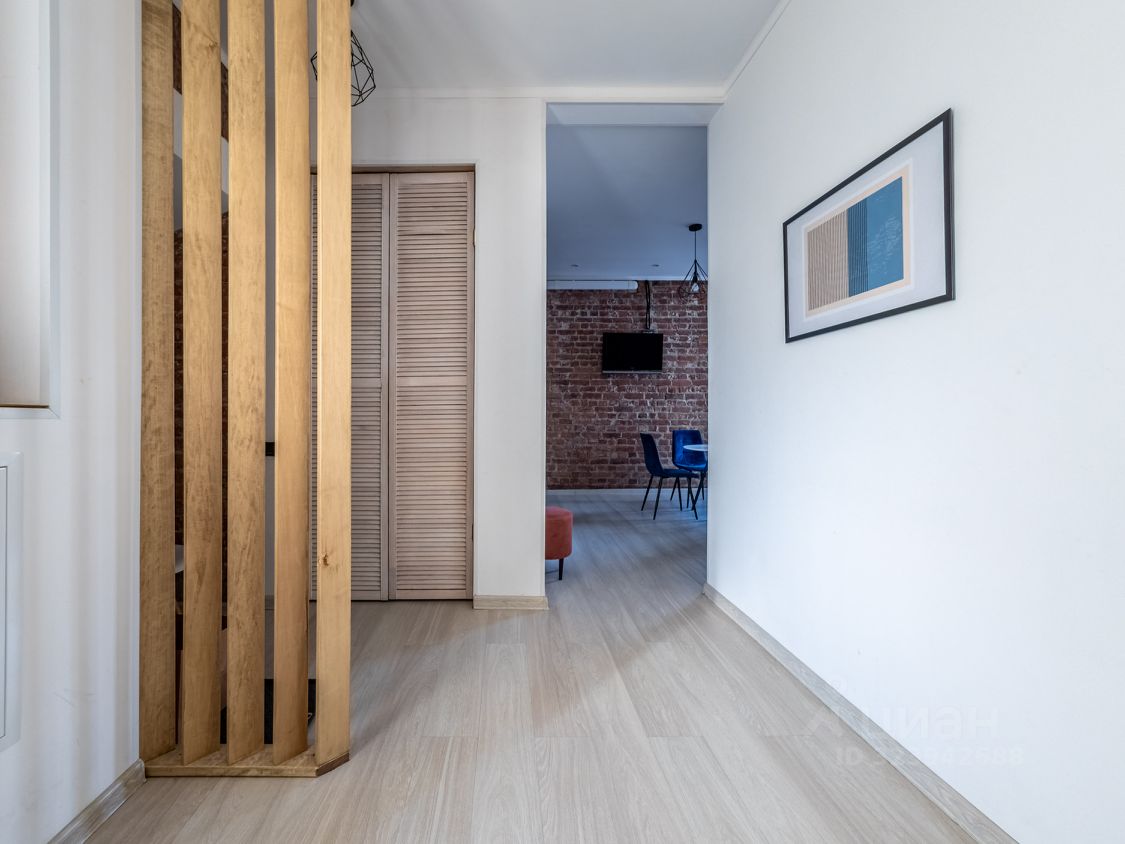 Аренда 1-комн квартиры на вторичном рынке Лиговский проспект, 44В