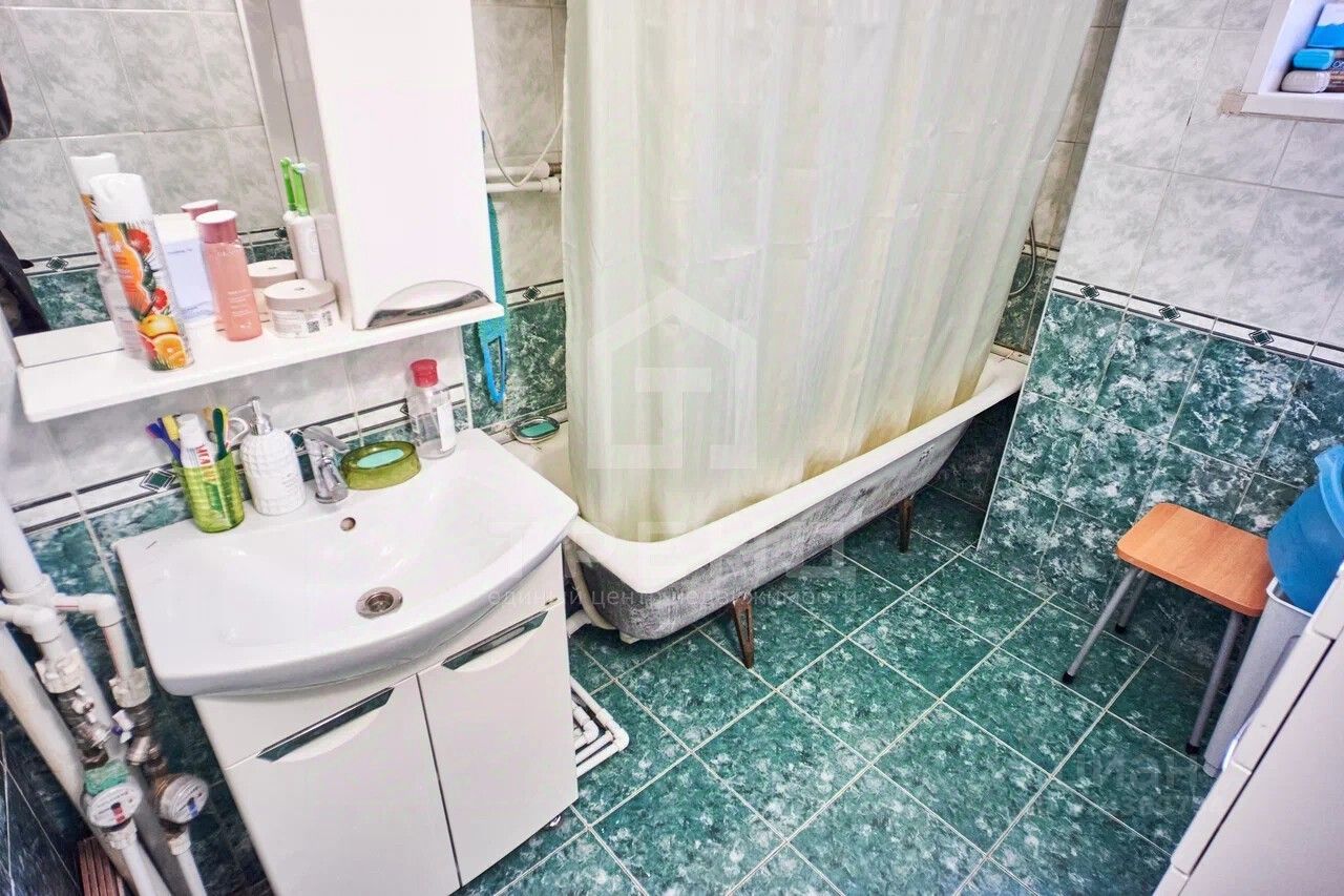 Продажа 5-комн квартиры на вторичном рынке улица Академика Константинова, 8к2