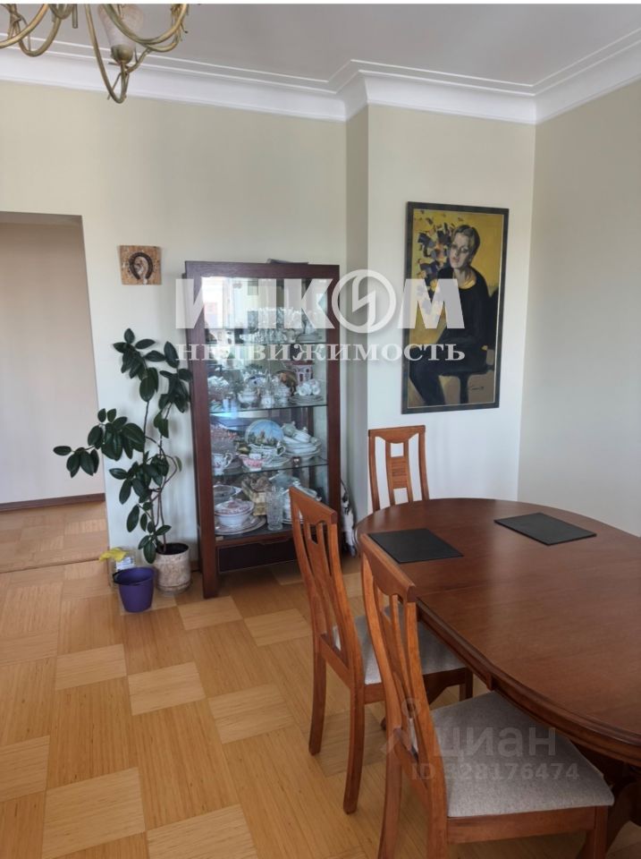 Продажа 2-комн квартиры на вторичном рынке Чистопрудный бульвар, 12К4