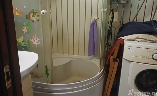 Продажа 1-комн квартиры на вторичном рынке Ленская улица,  д. 19 к2