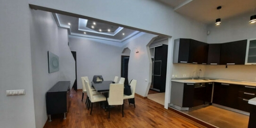 4-комн квартира Молчановка Б. ул,  д. 17