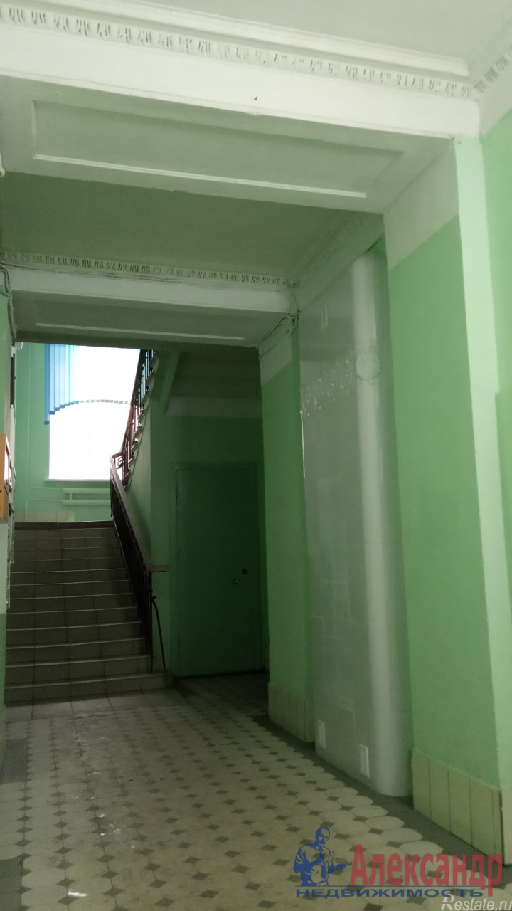 Продажа комнаты Лахтинская ул. ,  д. 25