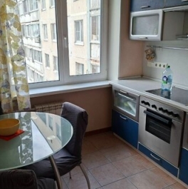 Продажа 3-комн квартиры на вторичном рынке ул Ленская,  д. 15