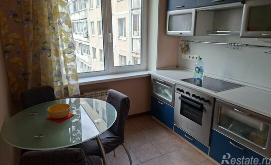 Продажа 3-комн квартиры на вторичном рынке ул Ленская,  д. 15