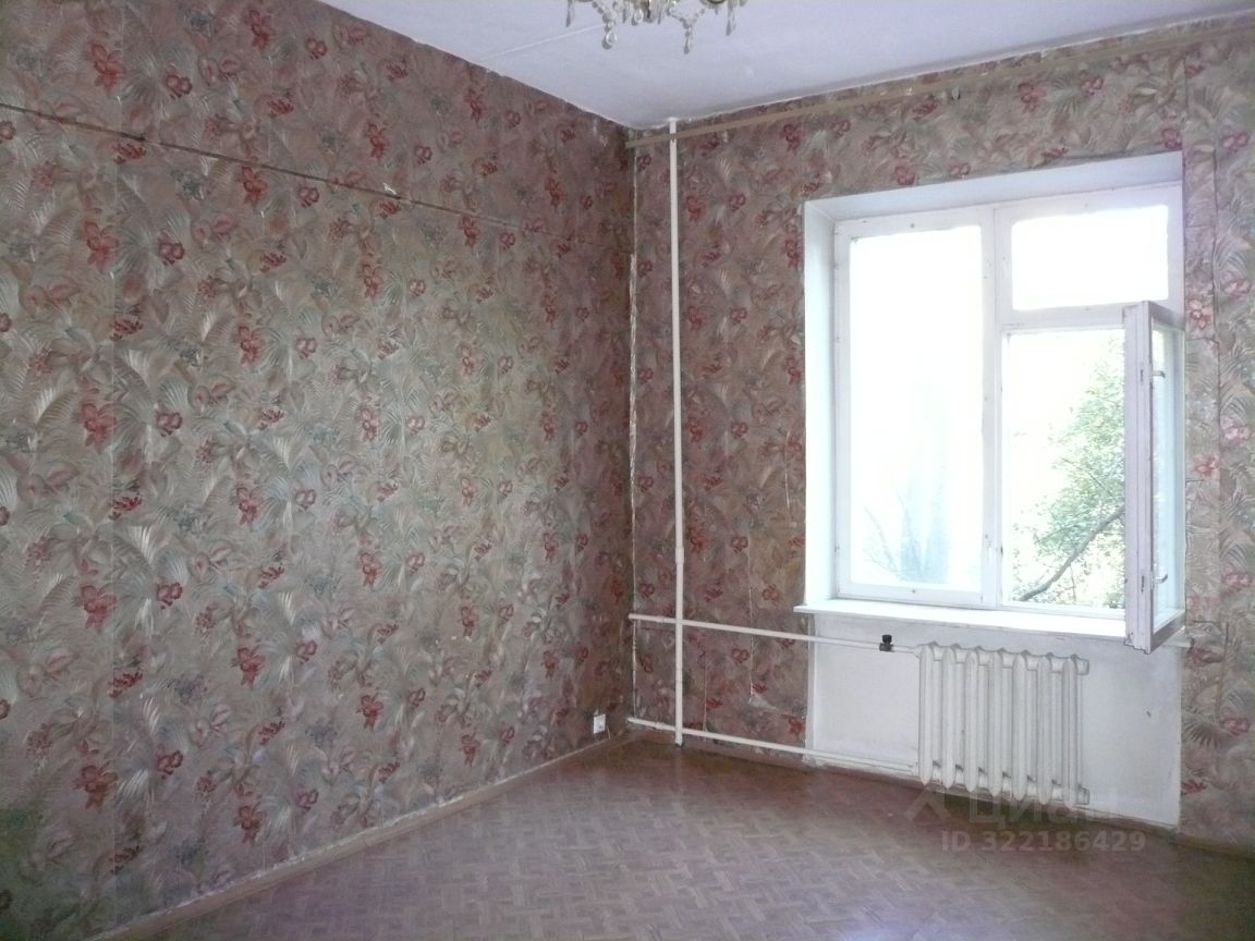 Продажа 3-комн квартиры на вторичном рынке Нахимовский проспект, 3