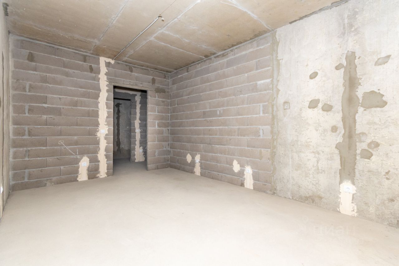 Продажа 4-комн квартиры на вторичном рынке бульвар Головнина, 3к1