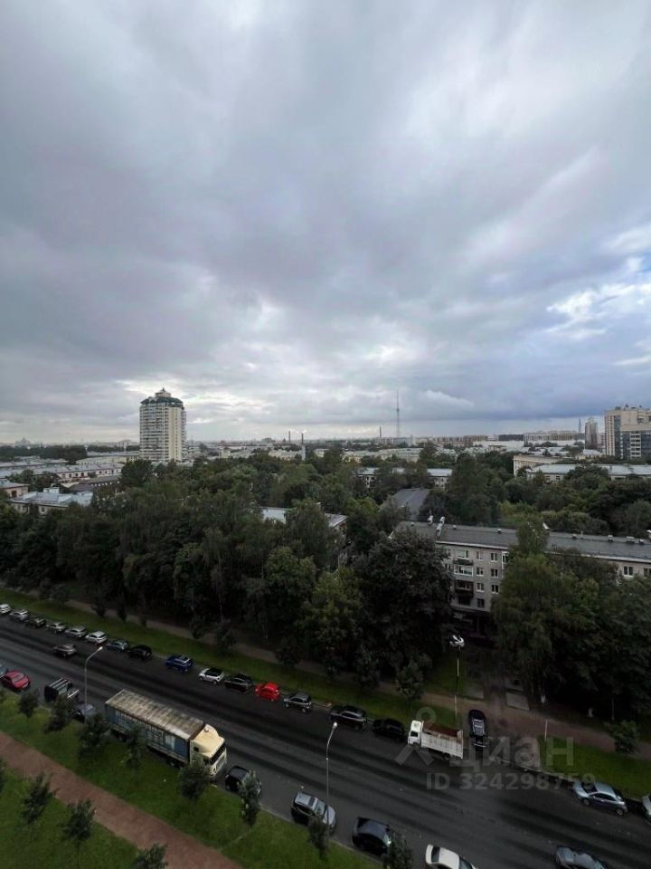 Продажа 3-комн квартиры на вторичном рынке улица Грибалевой, 7к1