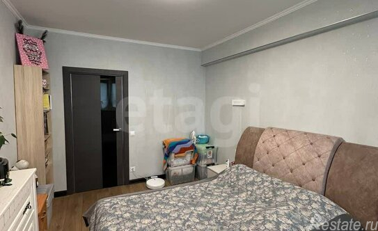 Продажа 2-комн квартиры на вторичном рынке Кременчугская улица,  д. 9