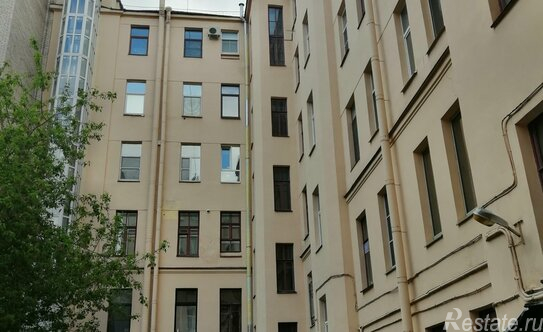 Продажа 3-комн квартиры на вторичном рынке Тверская улица,  д. 20