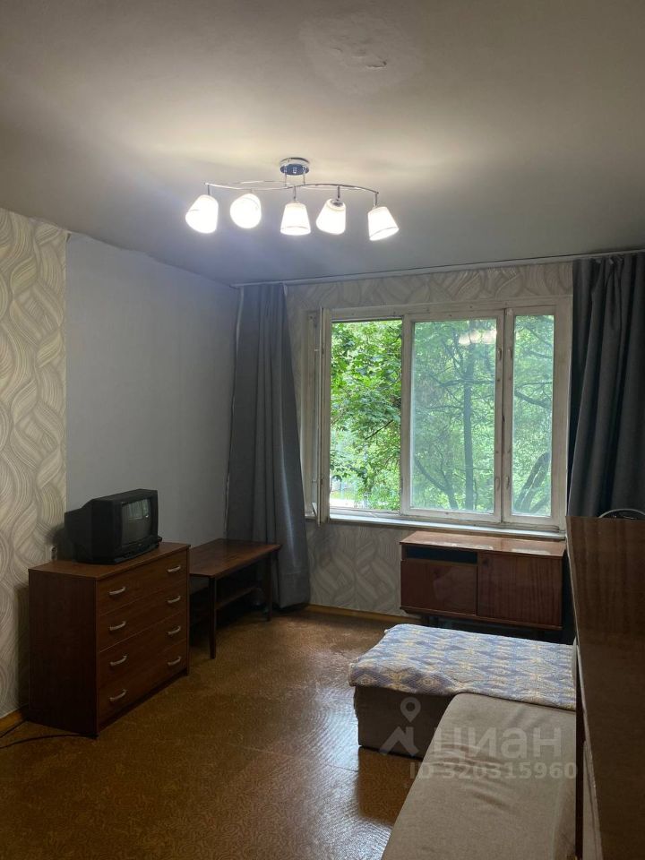 Аренда 1-комн квартиры на вторичном рынке Лазоревый проезд, 2