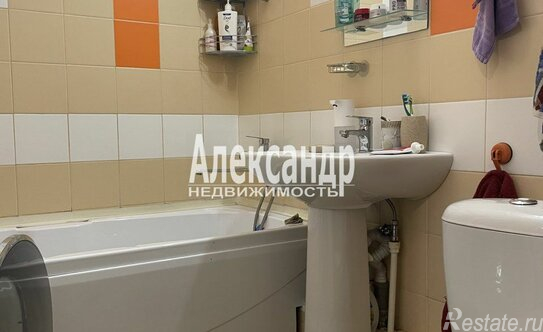 Продажа 1-комн квартиры на вторичном рынке Мурино, ул Шувалова,  д. 44