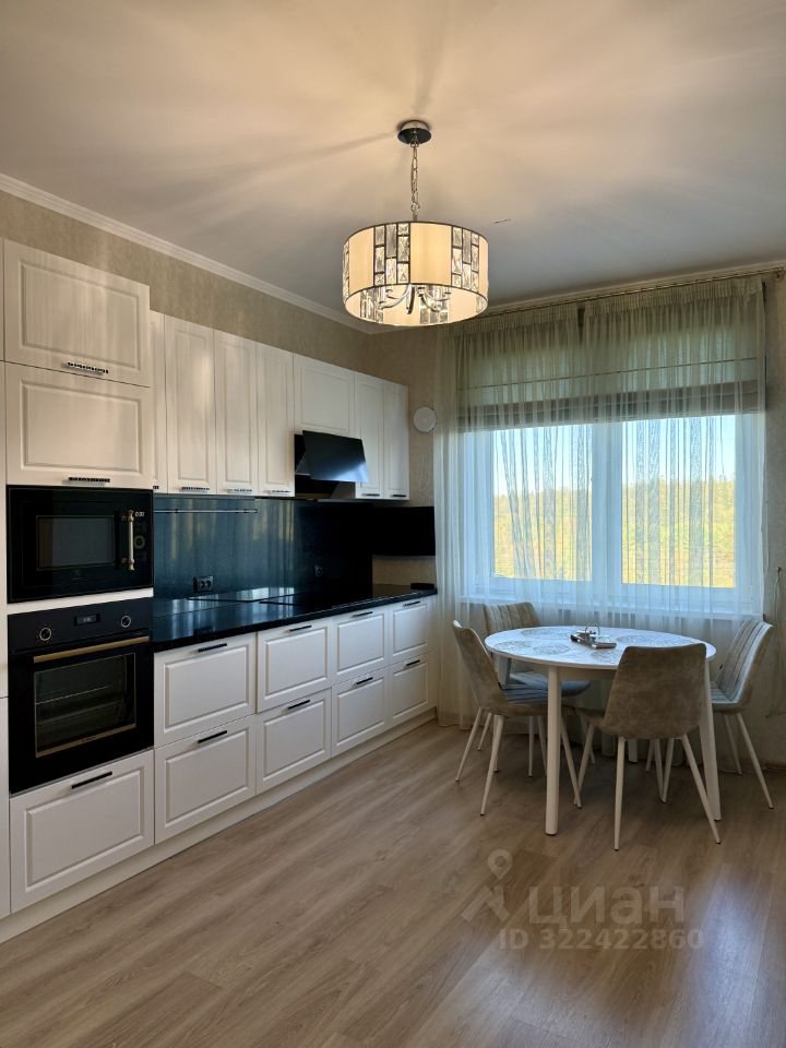 Аренда 3-комн квартиры на вторичном рынке пос. Парголово, Заречная улица, 15к1