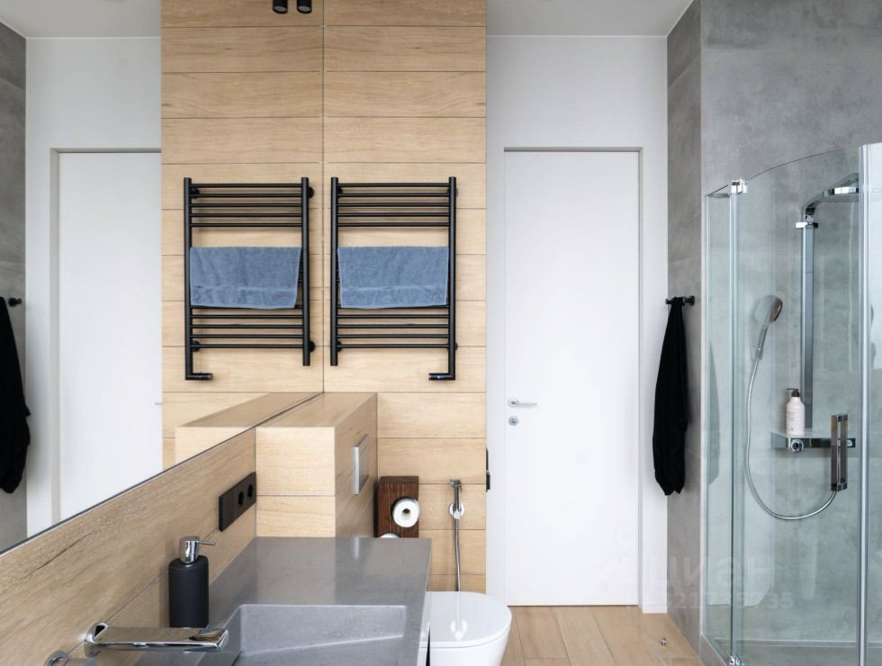 Продажа 2-комн квартиры на вторичном рынке 1-й Красногвардейский проезд, 22с2