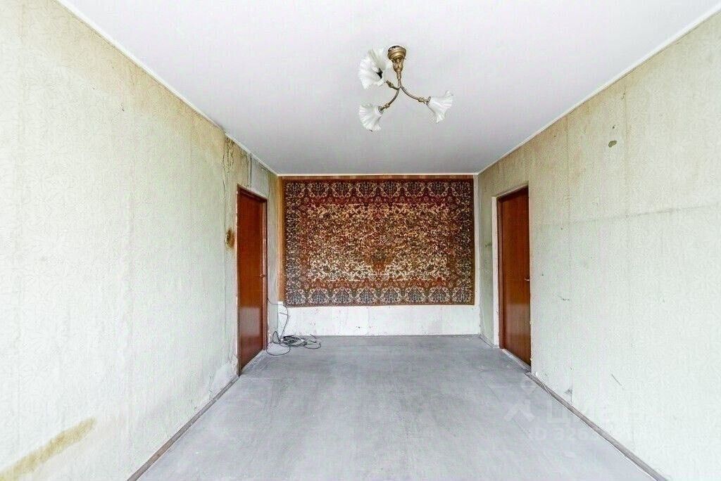 Продажа 3-комн квартиры на вторичном рынке улица Добровольцев, 62К1