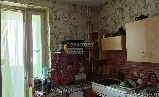 Продажа 3-комн квартиры на вторичном рынке Святоозёрская улица,  д. 5