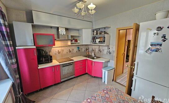 Продажа 1-комн квартиры на вторичном рынке ул Осипенко,  д. 10,  к. 1