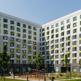 Продажа 2-комн квартиры на вторичном рынке Красная горка, Весенняя улица,  д. 14
