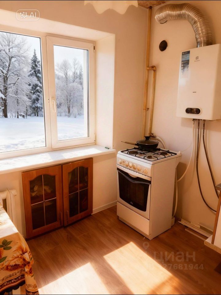 Продажа 3-комн квартиры на вторичном рынке Щелково, улица 8 Марта, 17