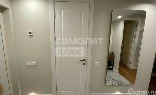 Продажа 3-комн квартиры на вторичном рынке улица Красная Сосна,  д. 3А