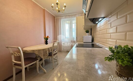 Продажа 1-комн квартиры на вторичном рынке Коломна, улица Девичье Поле,  д. 12 к4