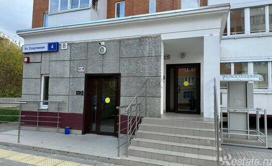 Продажа 2-комн квартиры на вторичном рынке Быково, Спортивная улица,  д. 4