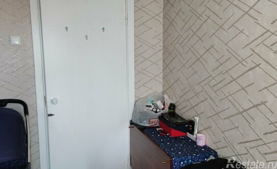 Продажа 3-комн квартиры на вторичном рынке Есенина ул,  д. 40,  к. 1