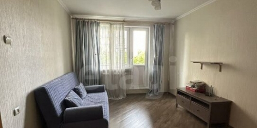 1-комн квартира Изумрудная улица,  д. 11