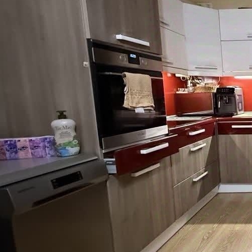 Студия пос. Янино-1, улица Голландская, 8к1