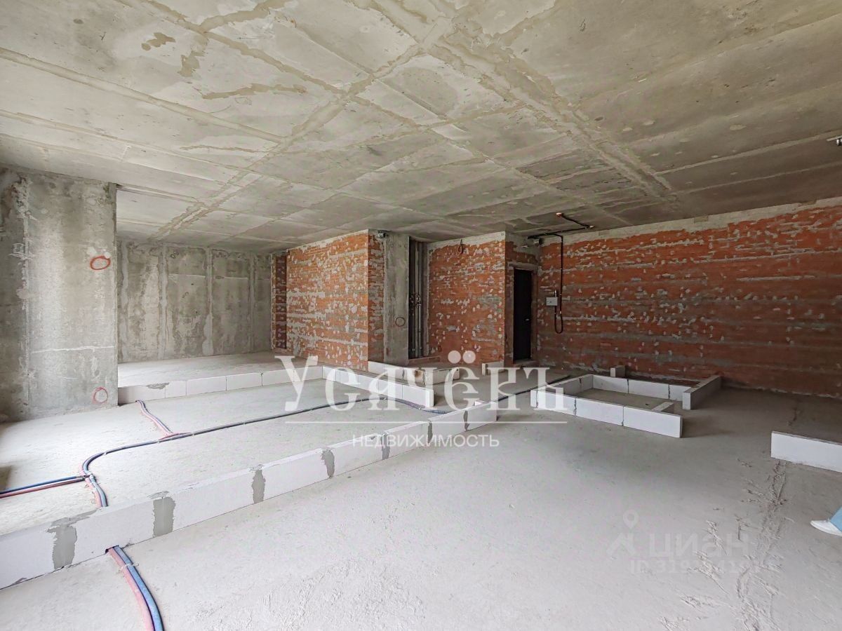 Продажа 2-комн квартиры на вторичном рынке улица Усачева, 15А