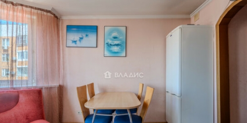 3-комн квартира Очаковский 1-й пер,  д. 1