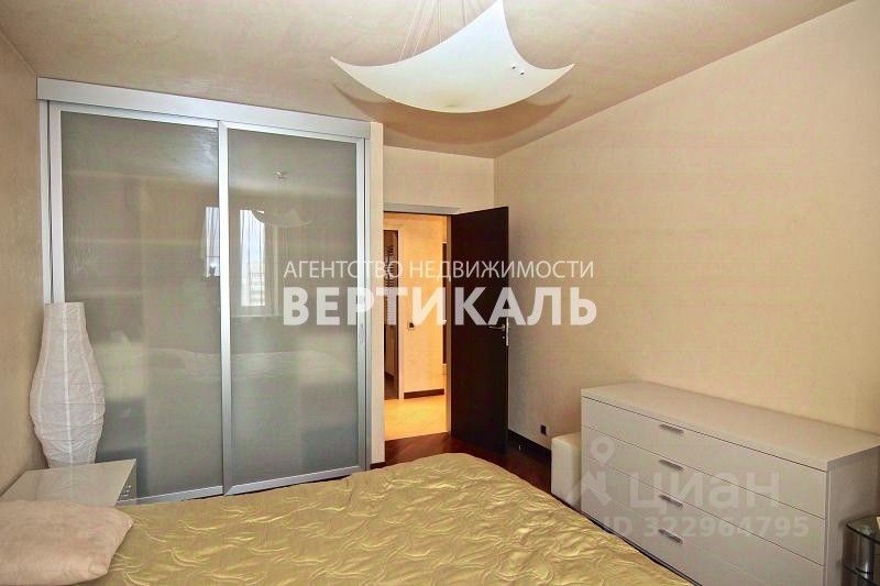 Аренда 3-комн квартиры на вторичном рынке Зоологическая улица, 22