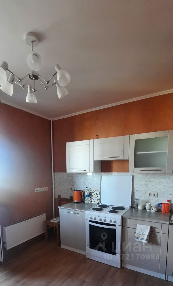 Аренда 2-комн квартиры на вторичном рынке Кировоградская улица, 22