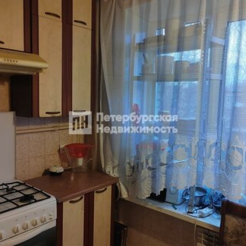 2-комн квартира Петергоф г, Разведчика б-р,  д. 16,  к. 3