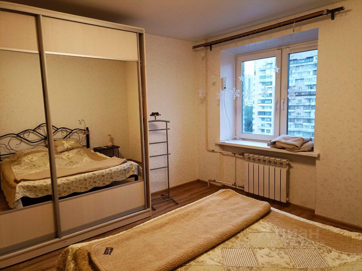 Аренда 2-комн квартиры на вторичном рынке проспект Просвещения, 78