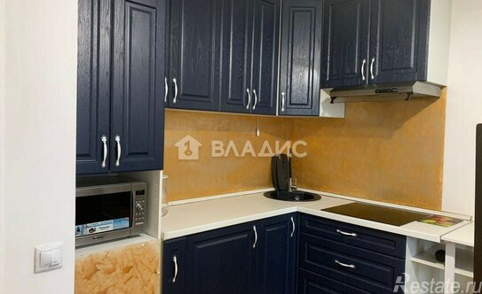 Продажа 3-комн квартиры на вторичном рынке Варшавское ш,  д. 168