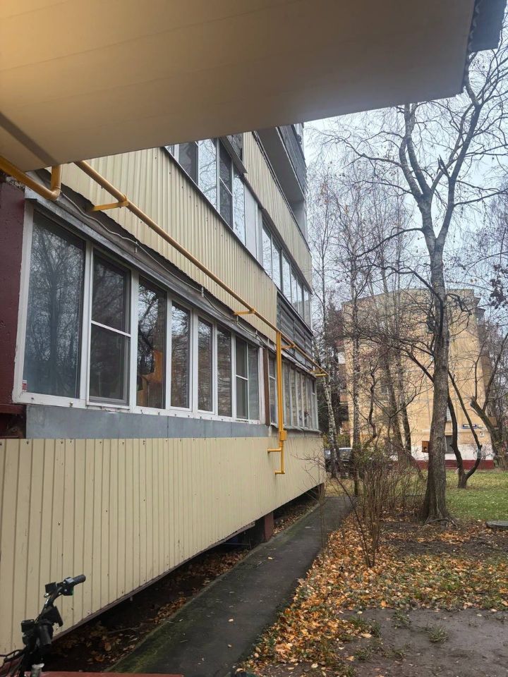 Продажа 2-комн квартиры на вторичном рынке улица Лобачевского, 68А