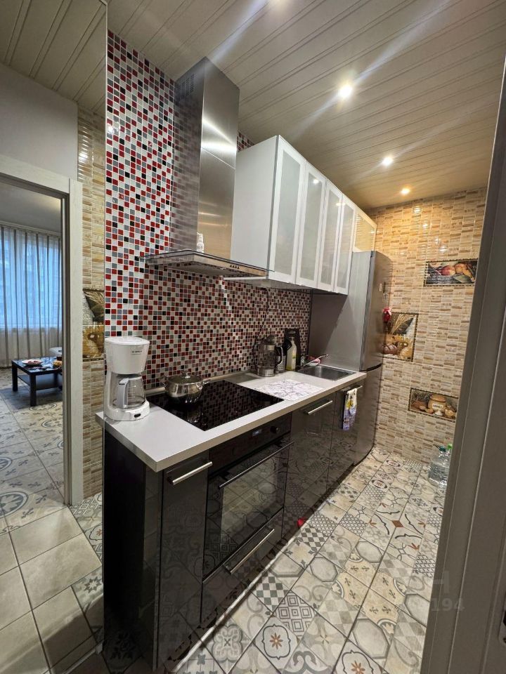 Аренда 2-комн квартиры на вторичном рынке улица Русановская, 17к2