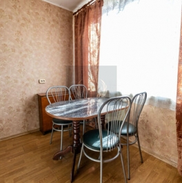 Продажа 3-комн квартиры на вторичном рынке Лесколово, ул Красноборская,  д. 15