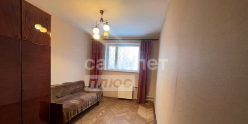 3-комн квартира ул Молостовых,  д. 5