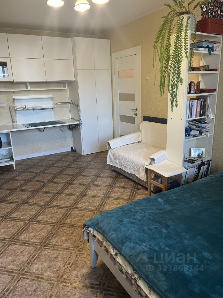 Продажа 2-комн квартиры на вторичном рынке Школьный мкр, д. Брехово,  д. к4