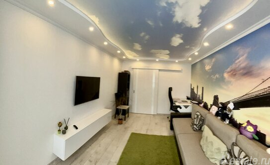 Продажа 3-комн квартиры на вторичном рынке улица Валерия Гаврилина,  д. 3 к2