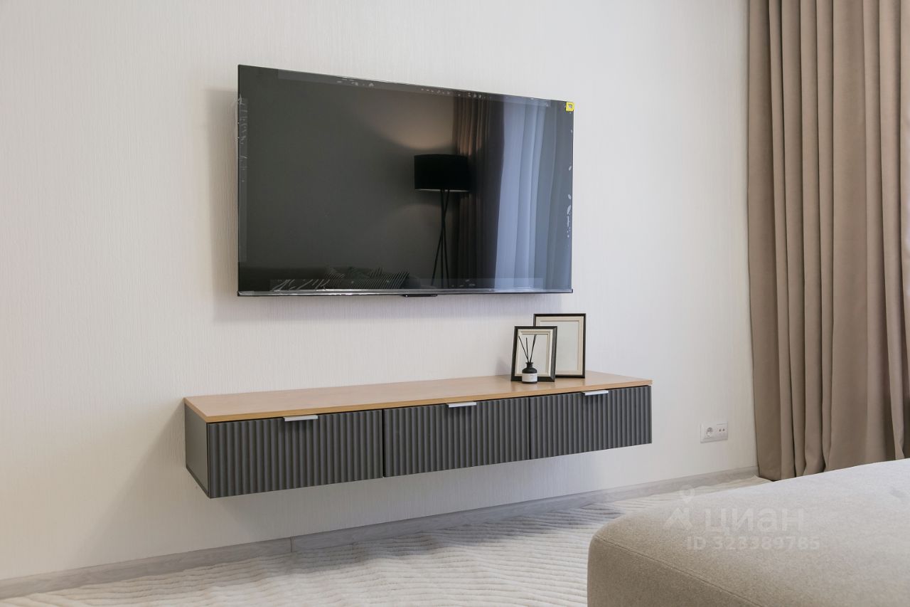 Продажа 2-комн квартиры на вторичном рынке улица Вертолетчиков, 21к5