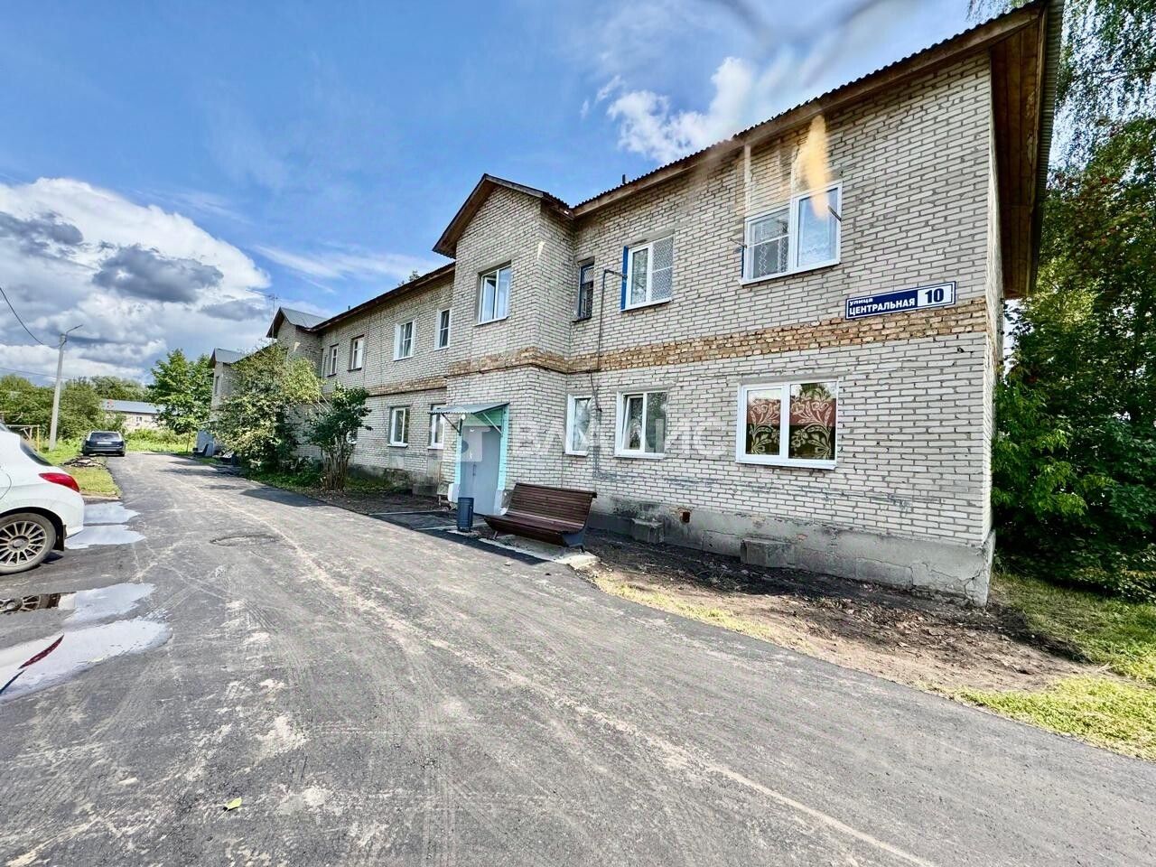 Продажа 1-комн квартиры на вторичном рынке пос. Новый Снопок, улица Центральная,  д. 10