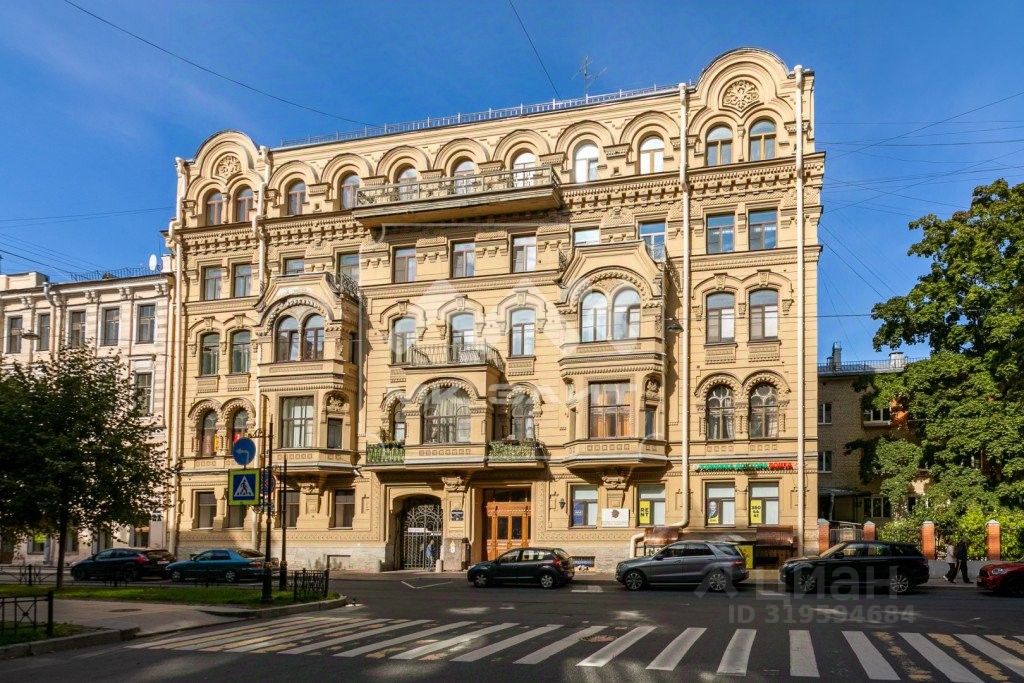 Продажа 3-комн квартиры на вторичном рынке Фурштатская улица, 20