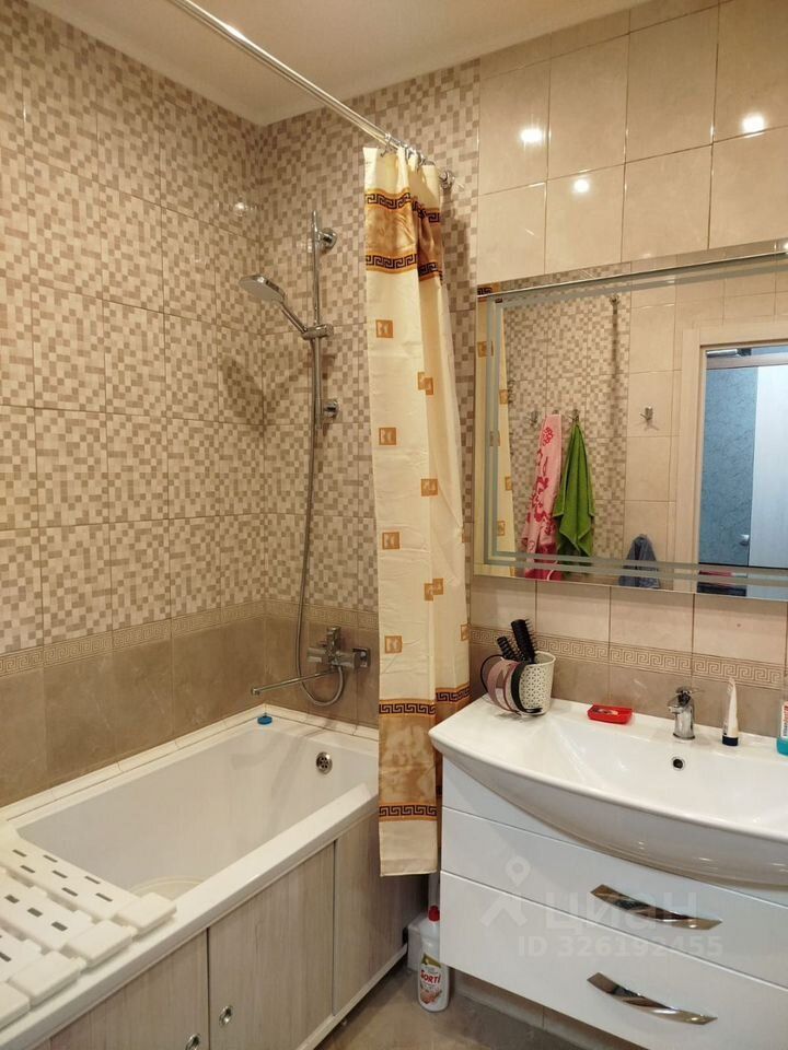 Продажа 2-комн квартиры на вторичном рынке Маяковского кв-л, Звенигород,  д. 19А